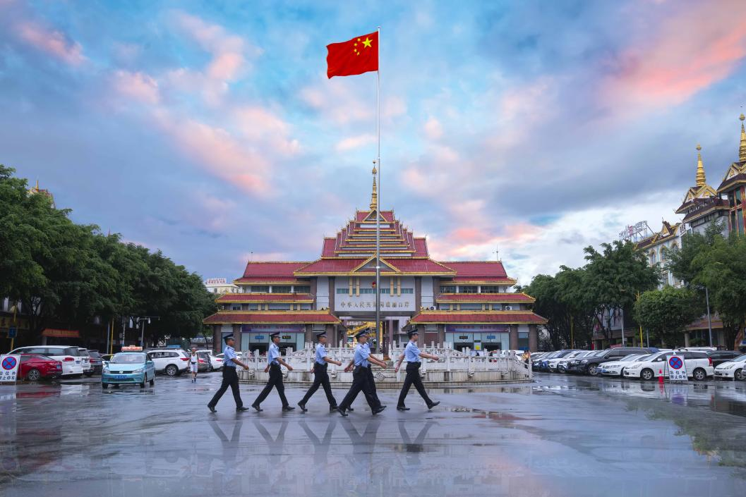 德宏_澳门一肖中100%期期准,昭示摸索、全面解答与解释